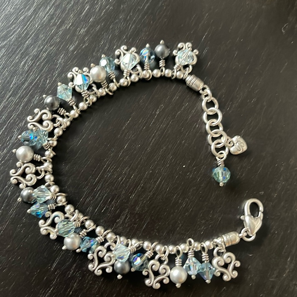 Brighton Silver Hearts and Blue Glass Crystals Adjustable 7-8”Bracelet